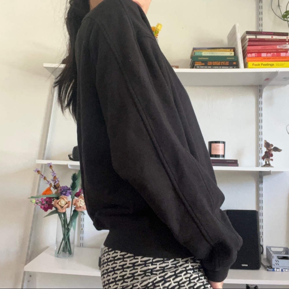 LULULEMON CREW NECK
